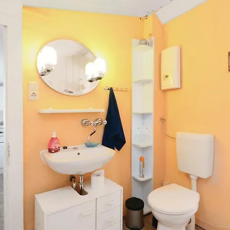 Stunning In Kottengrn With 2 Bedrooms And Wifi
